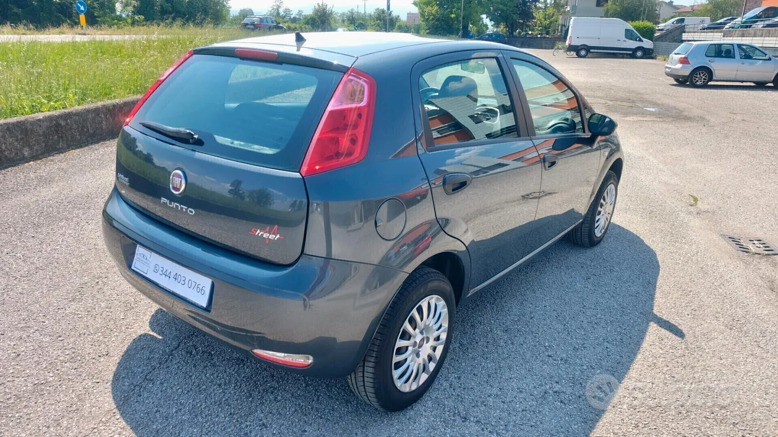 Fiat Punto 2014 photo 2