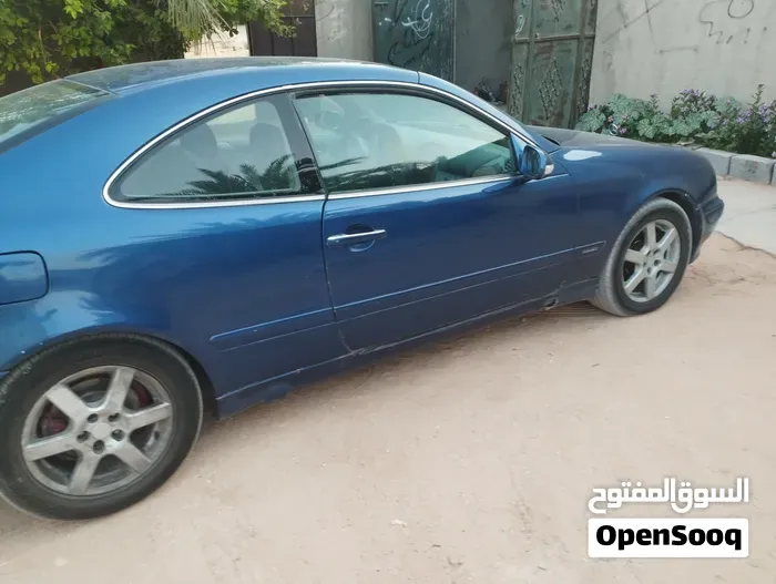 Mercedes-Benz Clk-Class 2001 photo 4