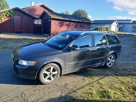 Volvo V50 2010 photo 3