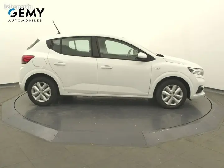 Dacia Sandero 2024 photo 4