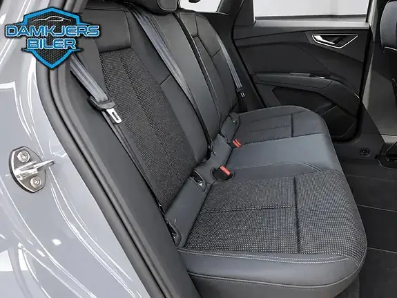 Audi Q4 E-Tron 2025 photo 4
