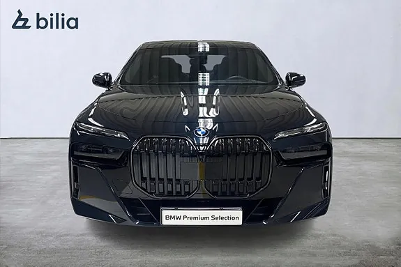 BMW I7 2025 photo 5