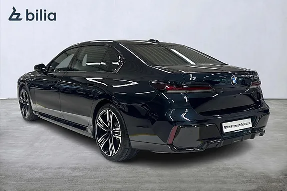 BMW I7 2025 photo 2