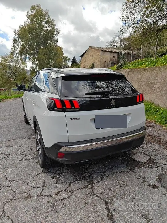 Peugeot 3008 2018 photo 4