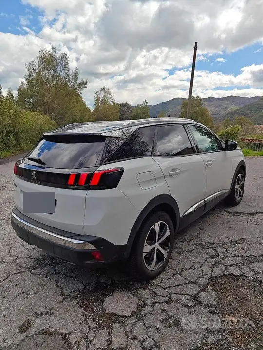 Peugeot 3008 2018 photo 3