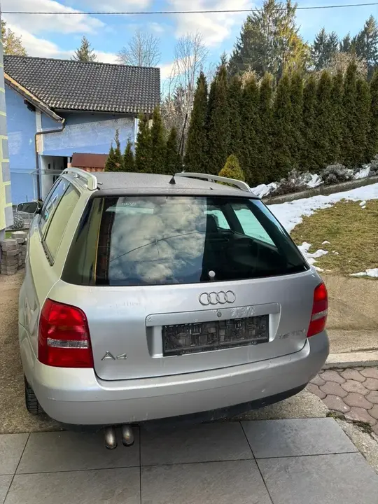 Audi A4 2000 photo 2