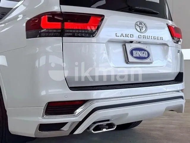 Toyota Land Cruiser Sahara 2026 photo 5