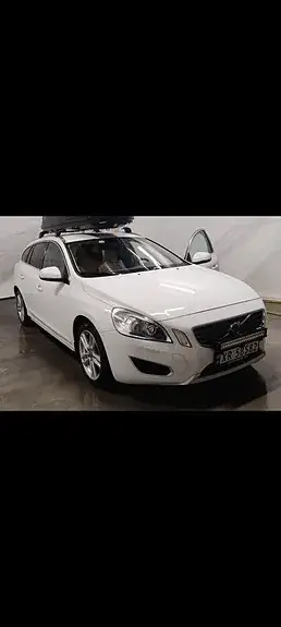 Volvo V60 2013 photo 2