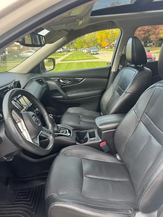 Nissan Rogue 2017 photo 2