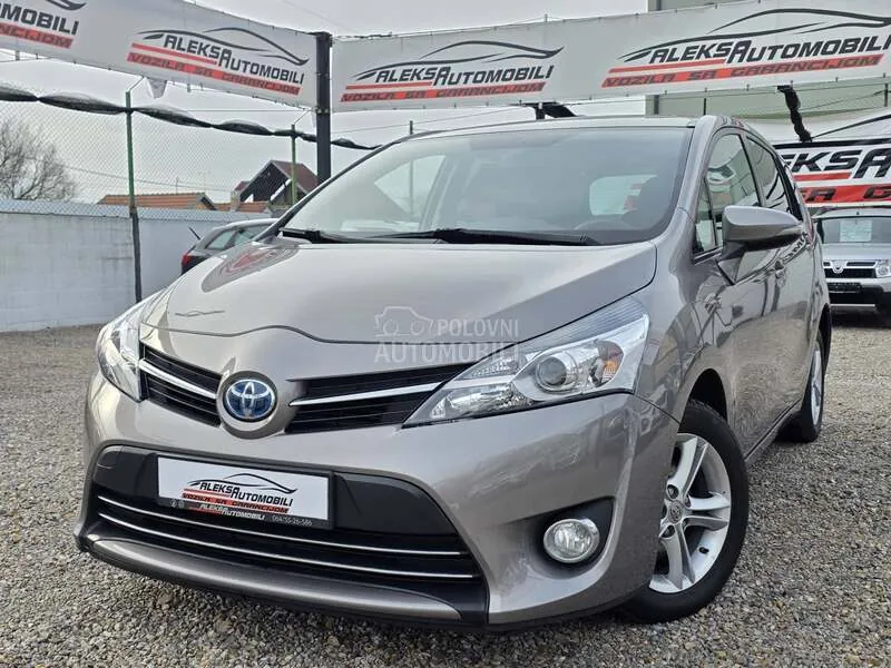 Toyota Verso 2014 photo 4