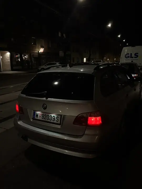 BMW 525D 2004 photo 3