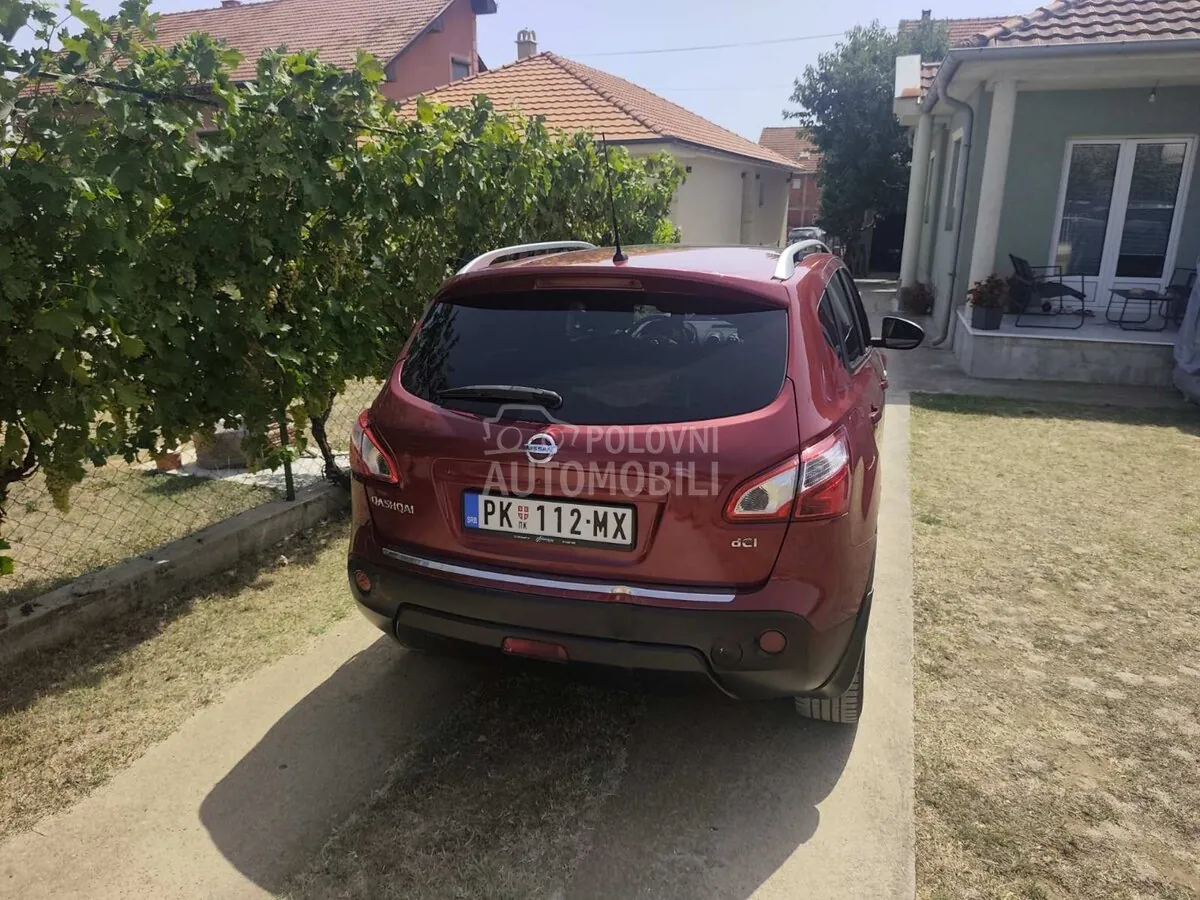 Nissan Qashqai 2012 photo 4