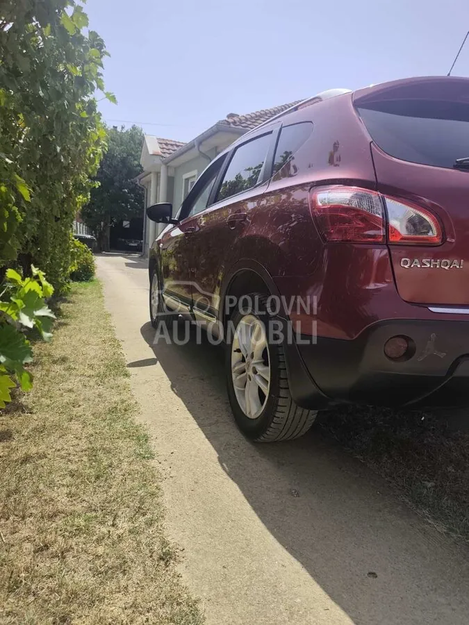 Nissan Qashqai 2012 photo 3