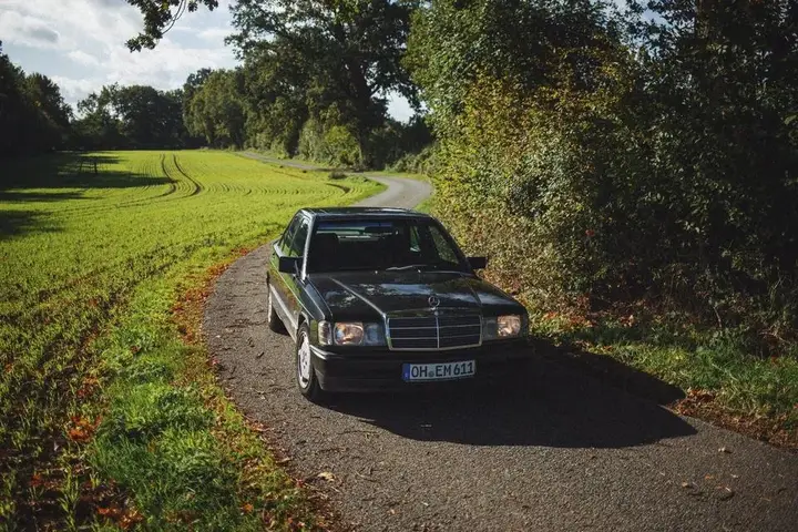 Mercedes-Benz 190E