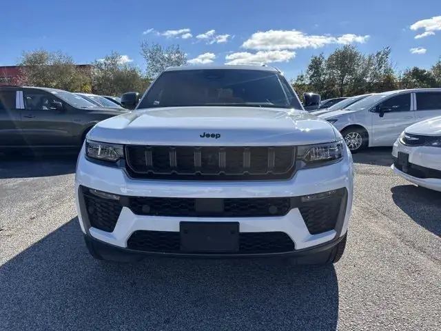 Jeep Grand Cherokee L 2026 photo 2