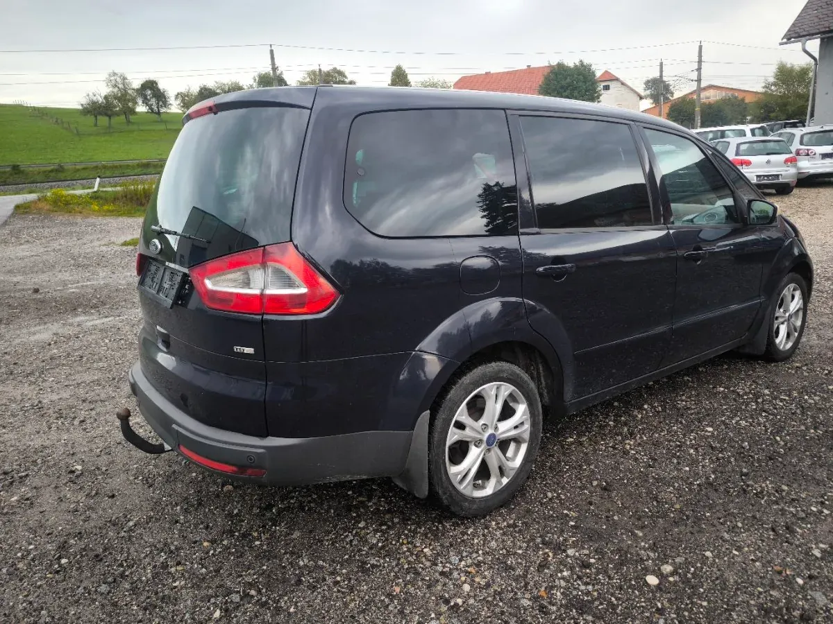 Ford Galaxy 2007 photo 3