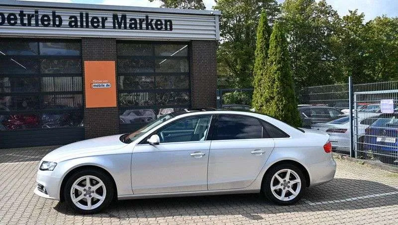 Audi A4 2009 photo 5
