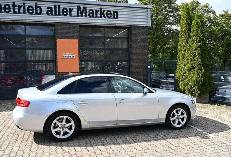 Audi A4 2009 photo 3