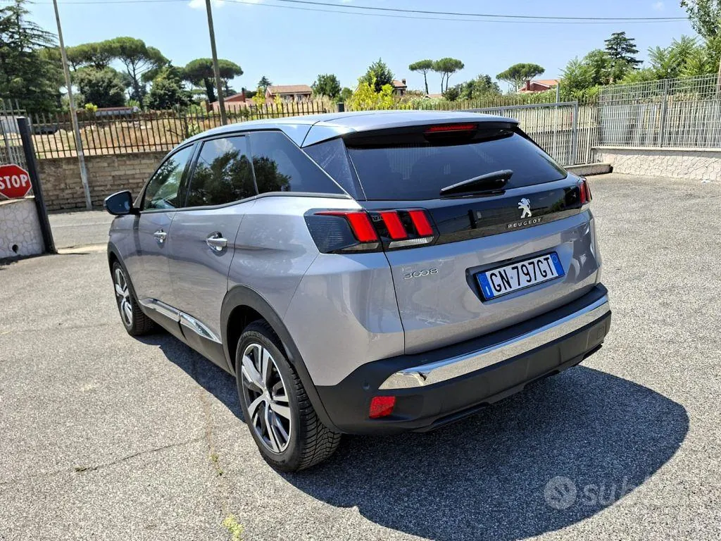 Peugeot 3008 2023 photo 3