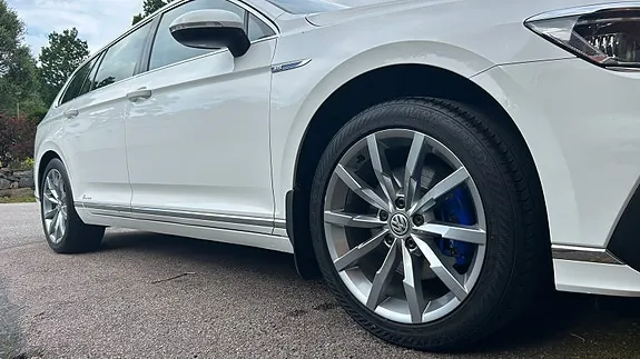 Volkswagen Passat 2020 photo 3