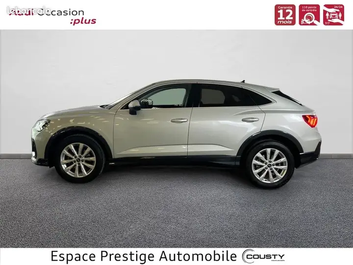 Audi Q3 2023 photo 2