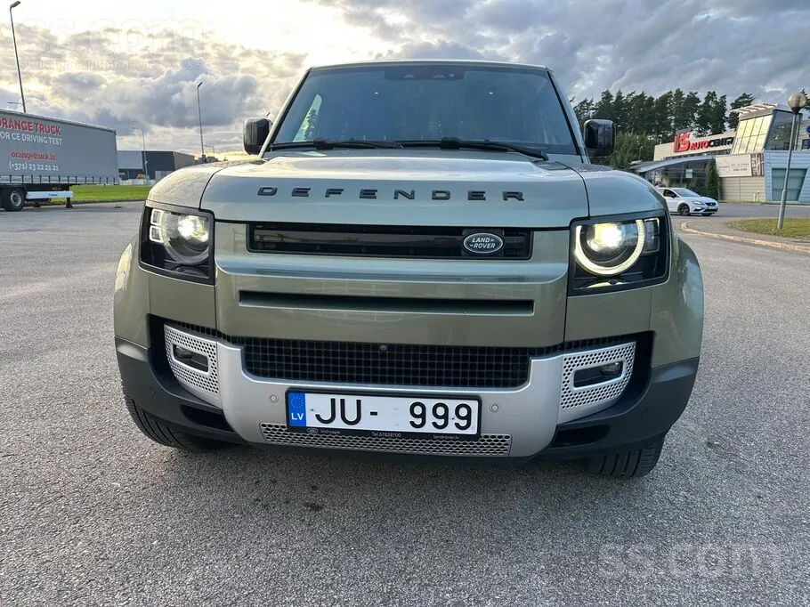 Land Rover Defender 2023 photo 3