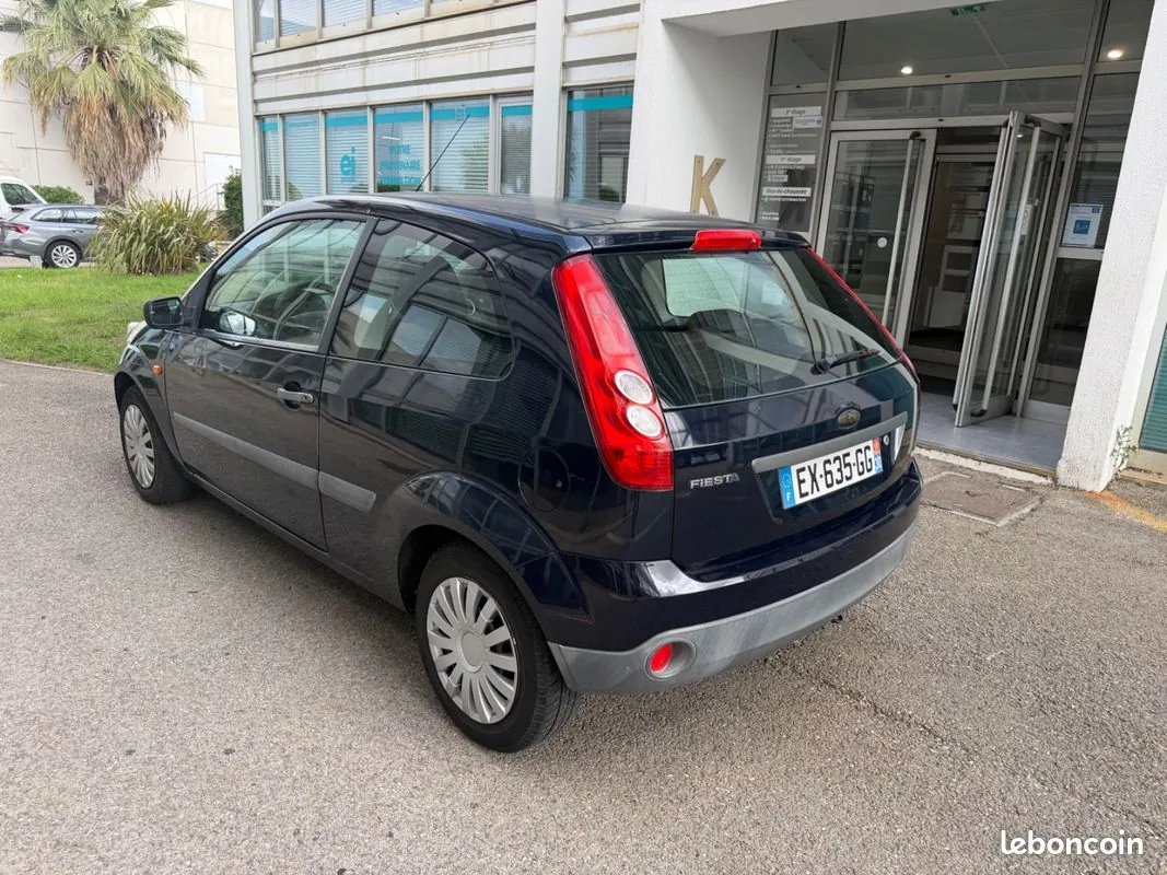 Ford Fiesta 2005 photo 5