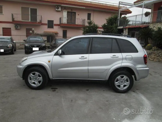 Toyota Rav4 2002 photo 2