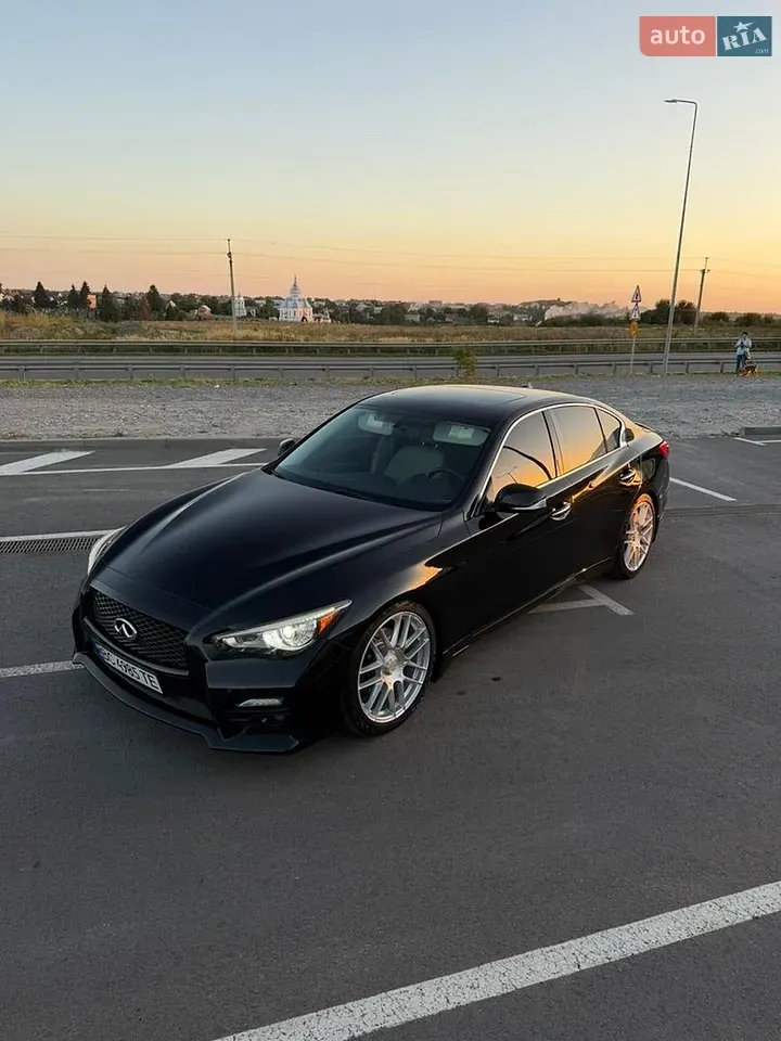 Infiniti Q50