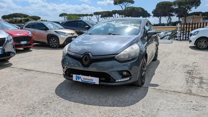 Renault Clio 2017 photo 2