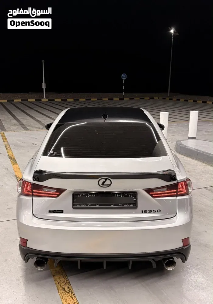 Lexus Is 2016 photo 4