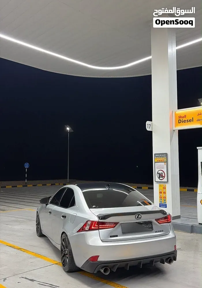 Lexus Is 2016 photo 3