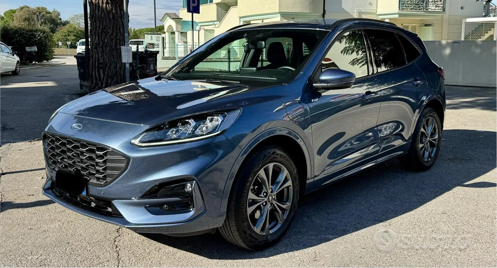 Ford Kuga 2024 photo 3