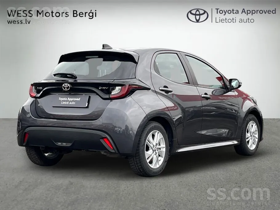 Toyota Yaris 2025 photo 2