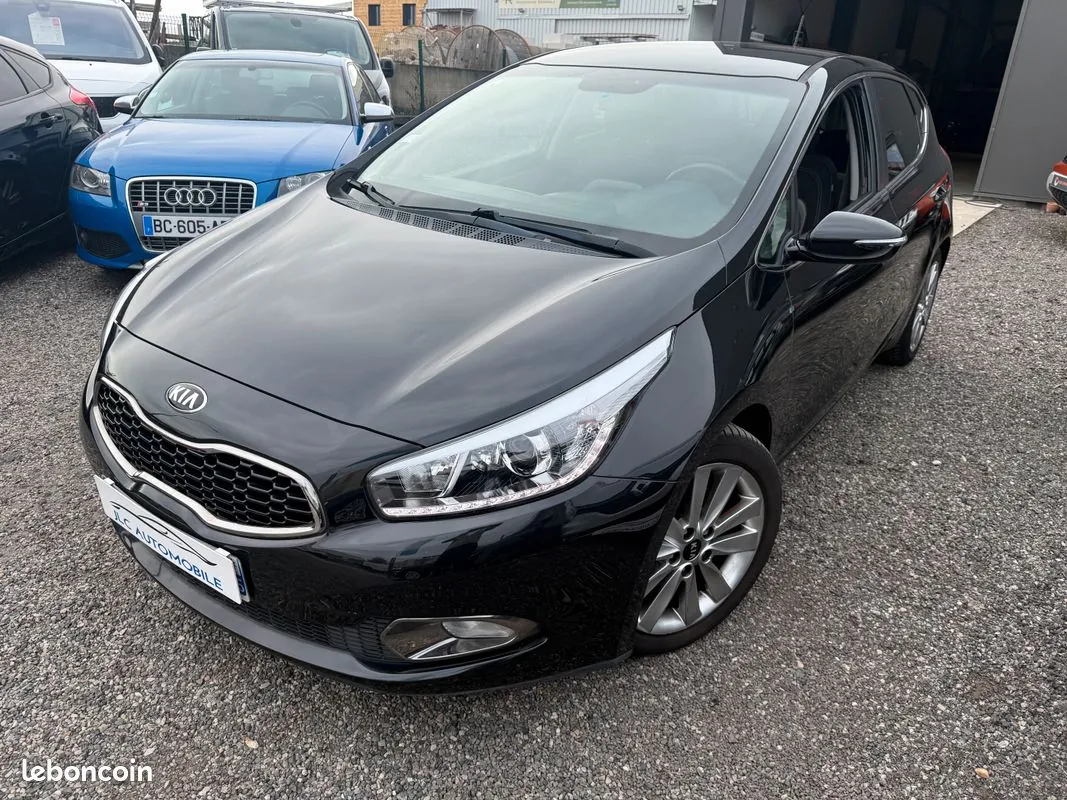 Kia Ceed 2014 photo 2