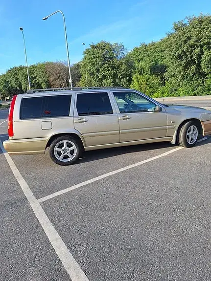 Volvo V70 2000 photo 3