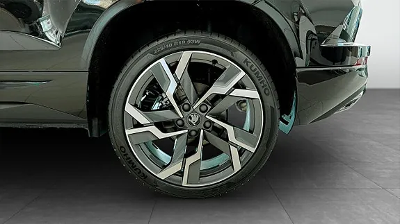 Skoda Karoq 2027 photo 4