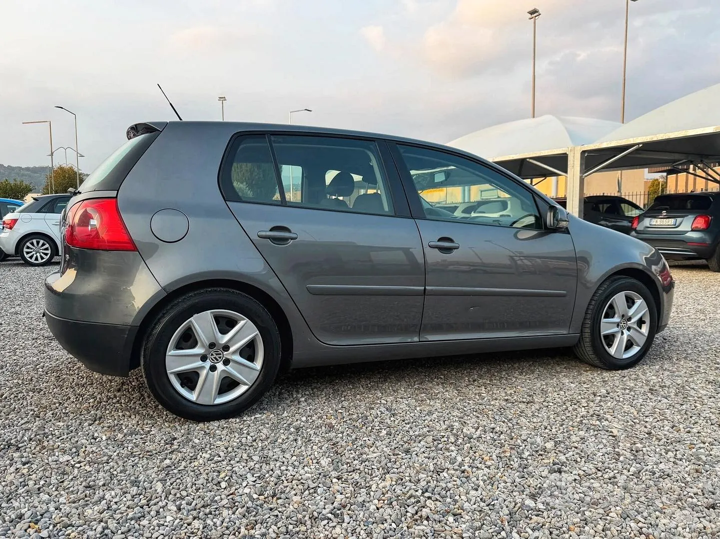Volkswagen Golf 2008 photo 5