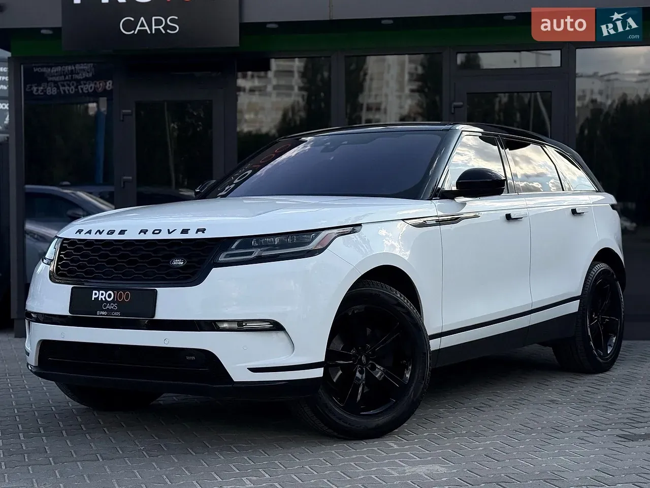 Land Rover Range Rover Velar 2017 photo 4