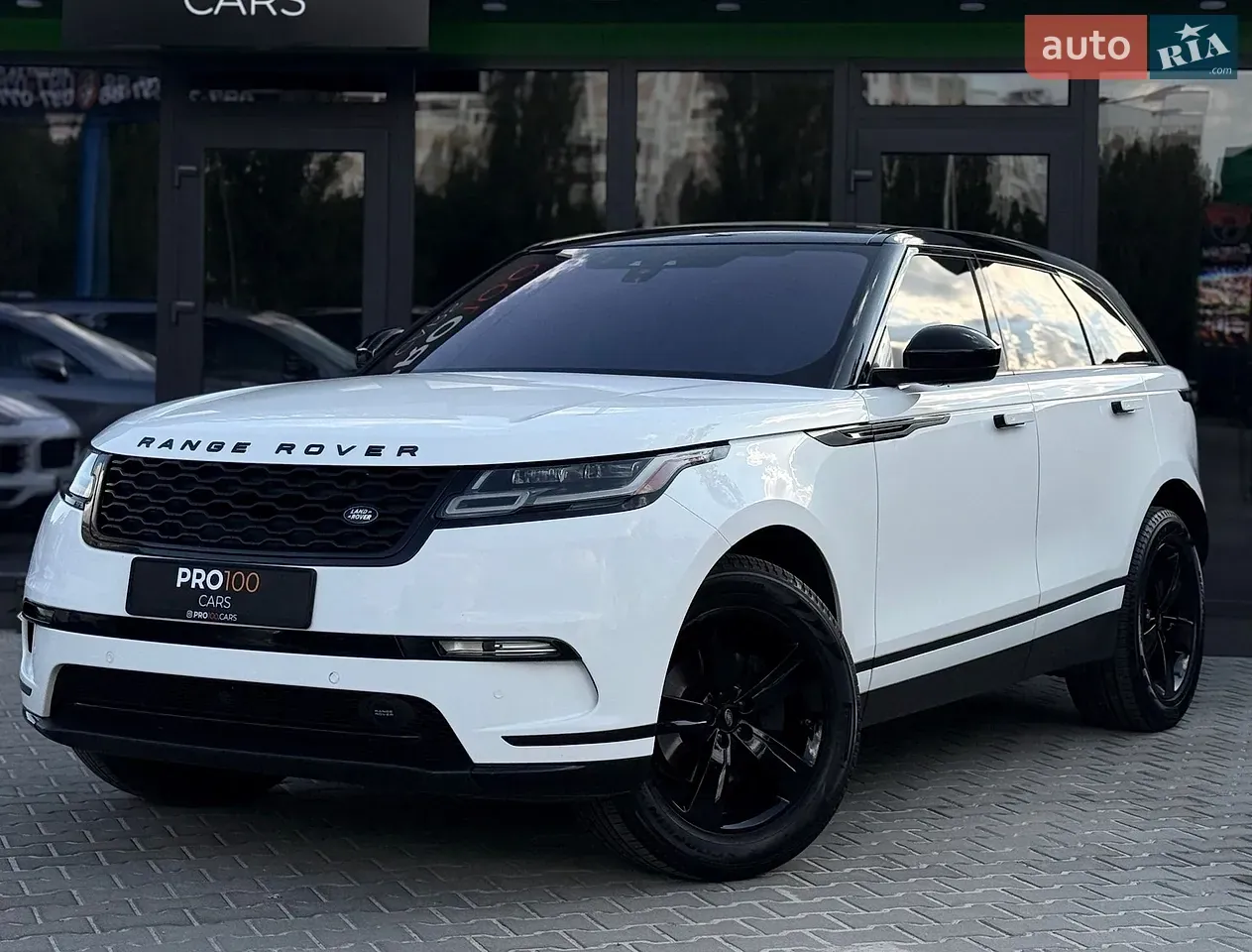 Land Rover Range Rover Velar 2017 photo 2