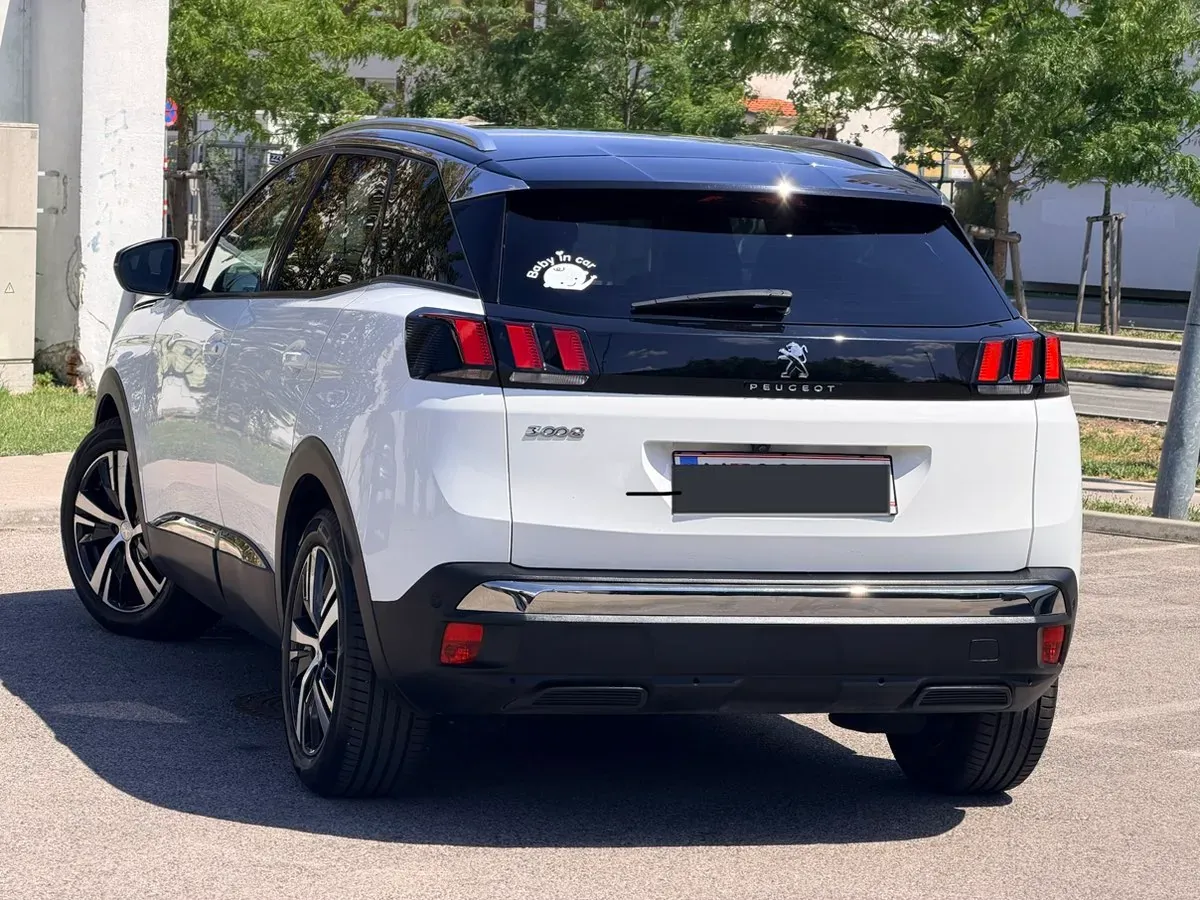 Peugeot 3008 2018 photo 3