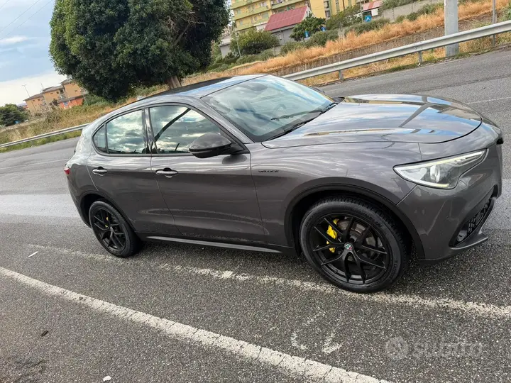 Alfa Romeo Stelvio 2017 photo 4