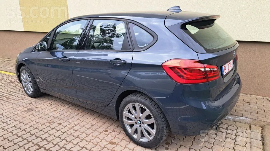 BMW 218I 2016 photo 2
