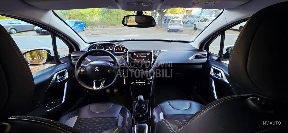 Peugeot 2008 2018 photo 2