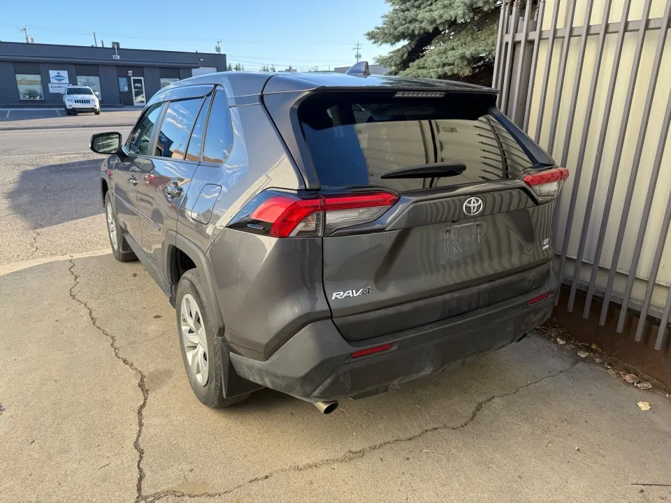Toyota Rav4 2023 photo 4