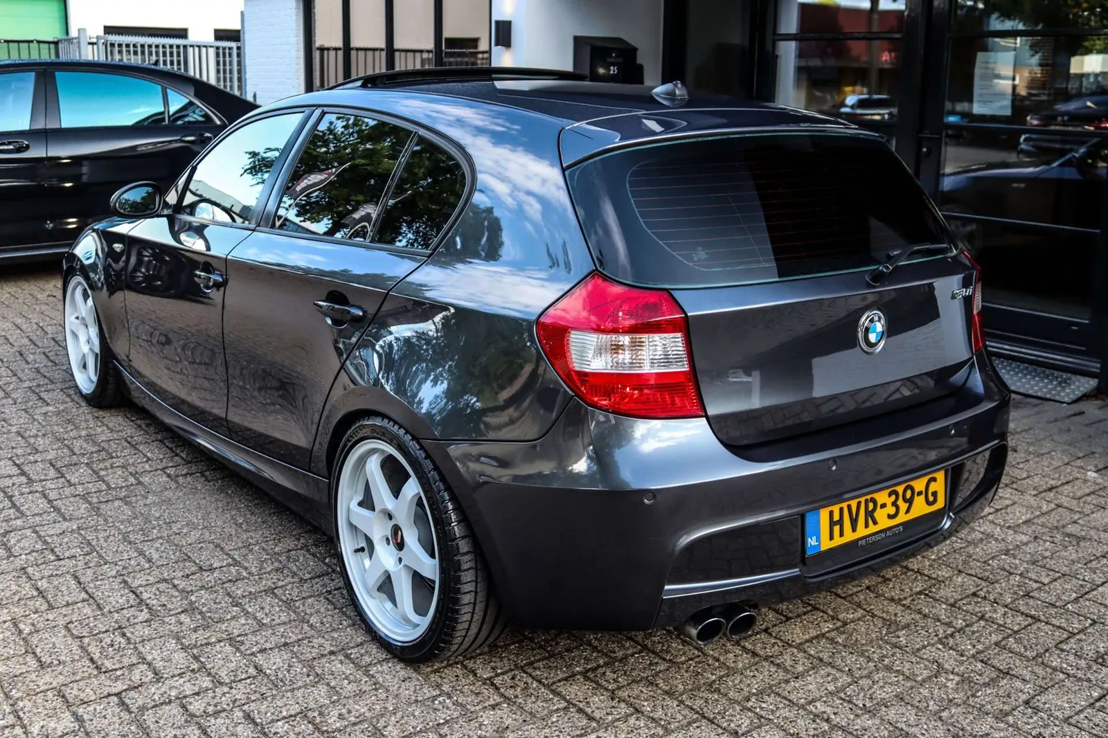 BMW 130I 2006 photo 4