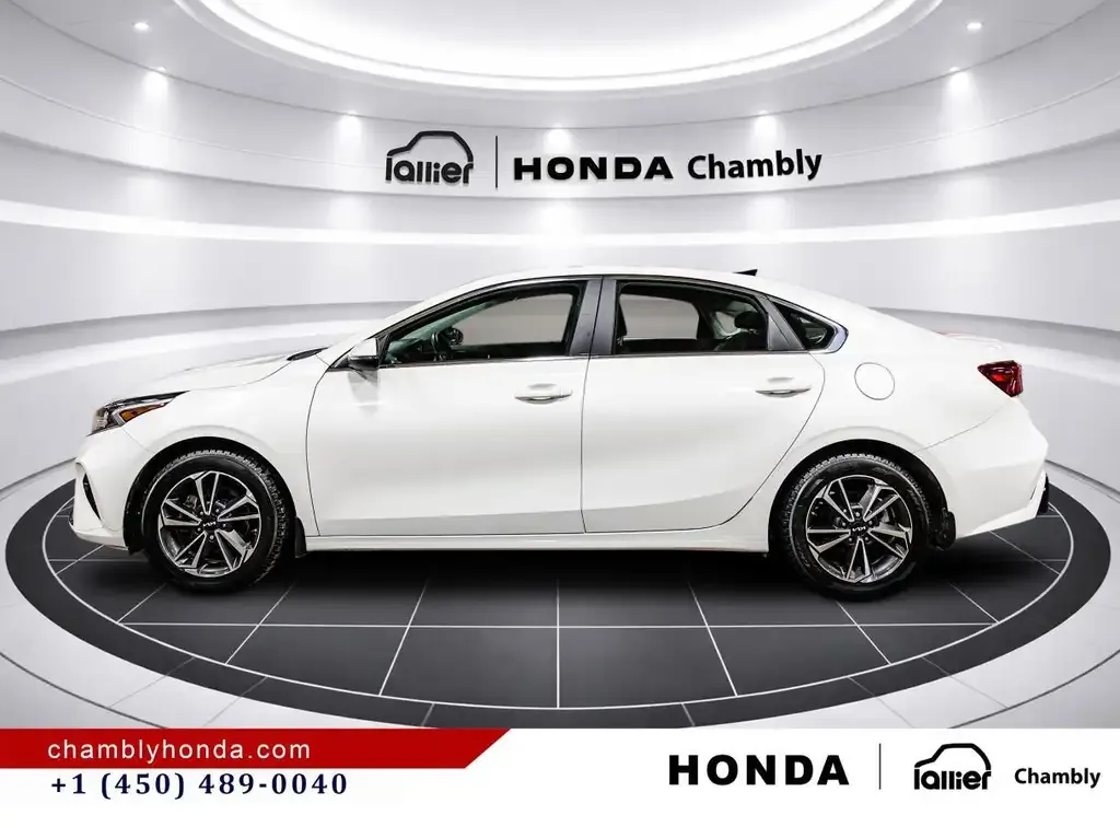 Kia Forte 2023 photo 4