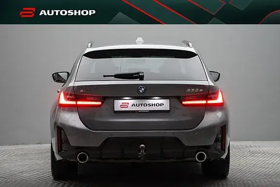 BMW 330E 2023 photo 4