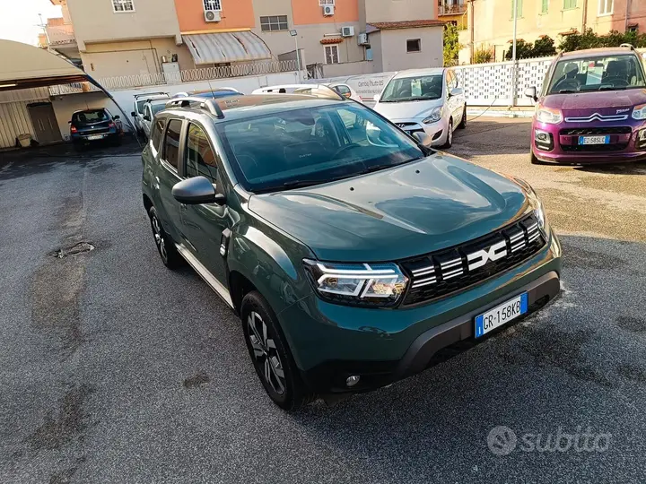 Dacia Duster 2023 photo 2
