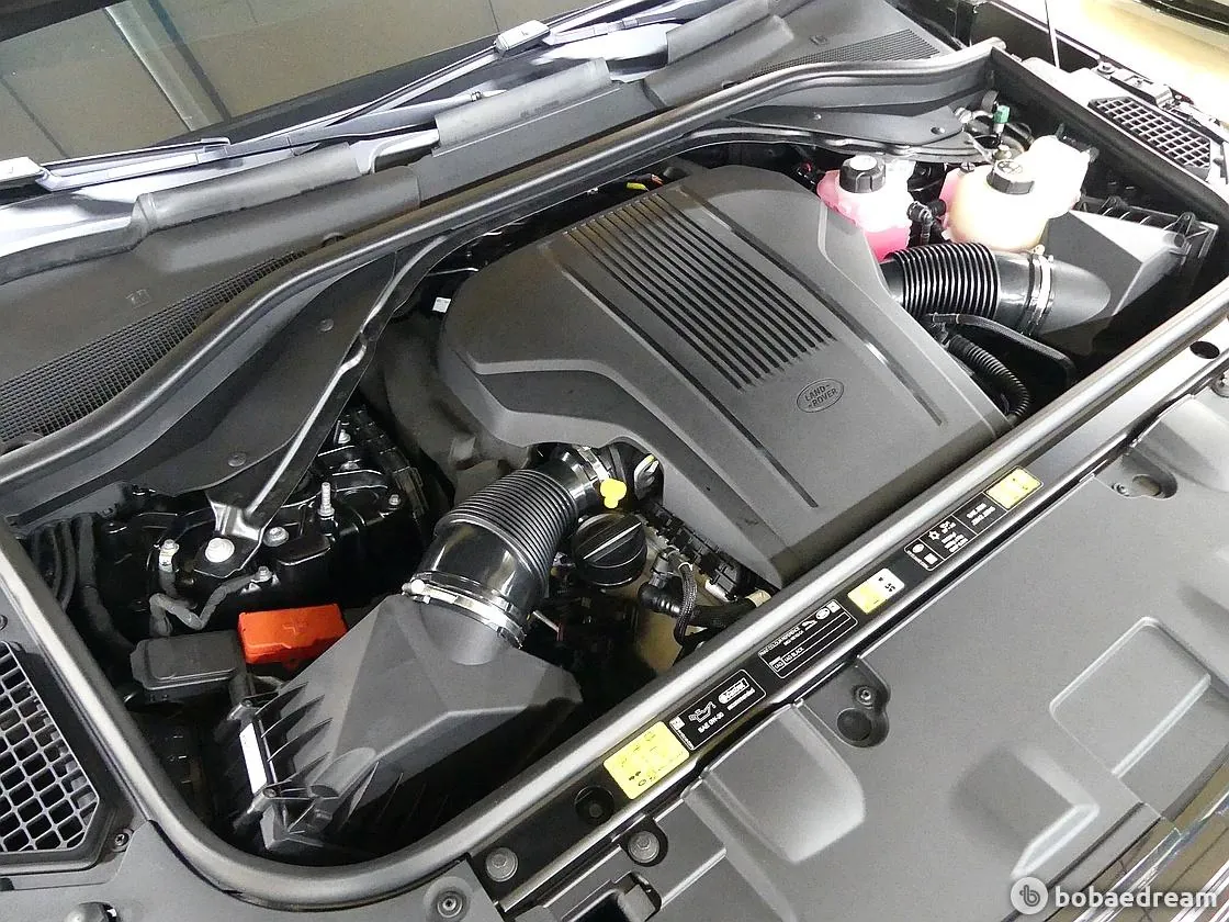 Land Rover Range Rover 2026 photo 5